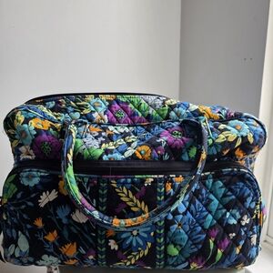 Vera Bradley Multicolor Floral Quilted Travel Bag